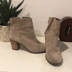 Toms suede booties